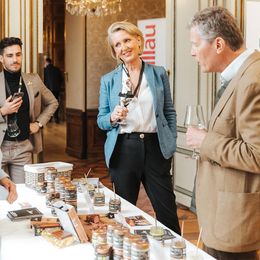 Martina und Karl Hohenlohe verkosten auch mit