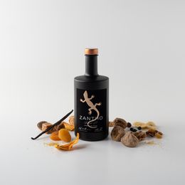 Neben Wein erzeugt Zantho nun auch Rum und Gin