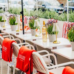 Le Bar Lillet by Marco Simonis