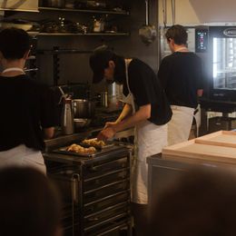 Addiert-Team rund um Jaeho Jung