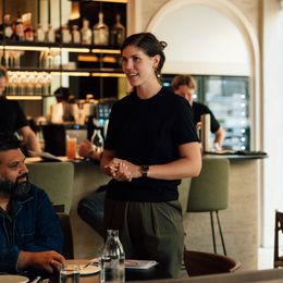 Gastgeberin Larissa Andres