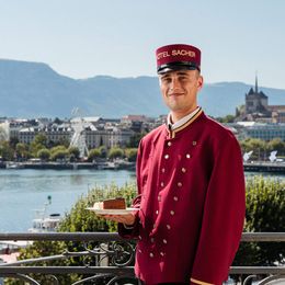 © Beau-Rivage Genève Grüezi, Sacher-Törtli!
