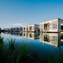 Silent Villas direkt am Badeteich