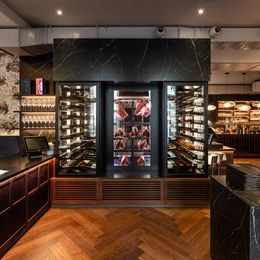 Reife- und Weinschrank