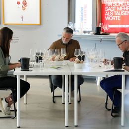 Daniela Dejnega, Hermann Botolen, Gerhard Elze