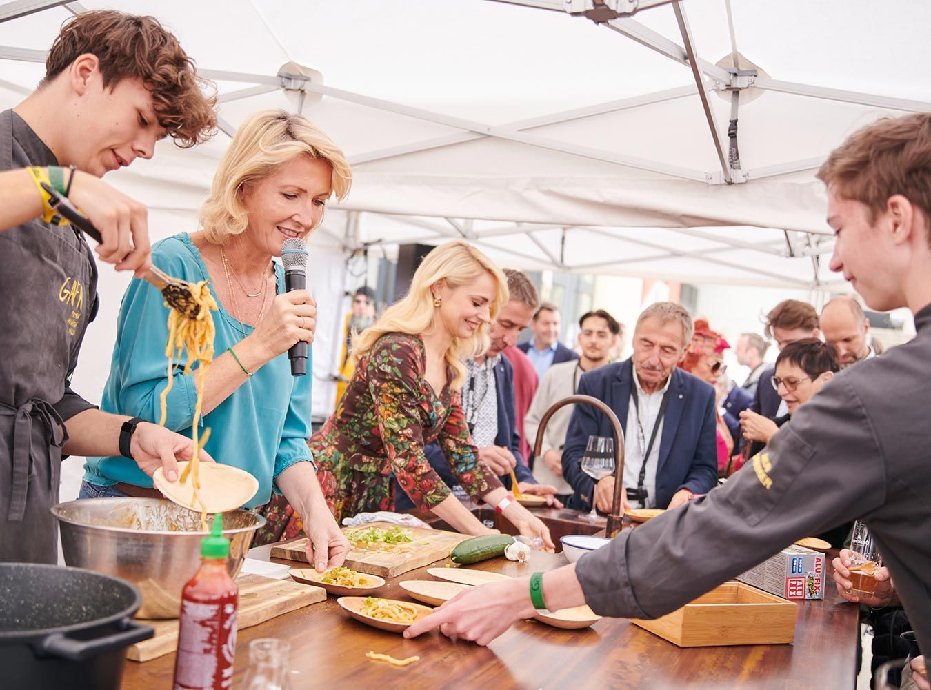 Martina Hohenlohe kocht mit Silvia Schneider