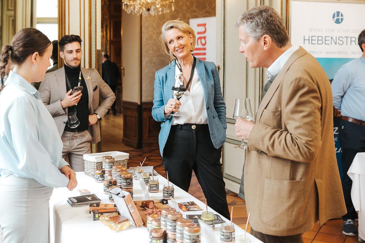 Martina und Karl Hohenlohe verkosten auch mit