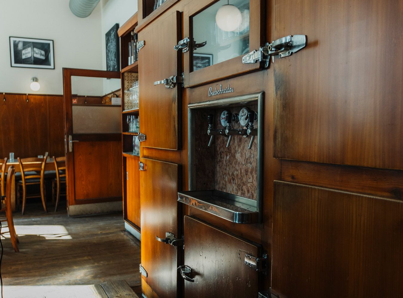 Originale Schank aus den 1950er Jahren