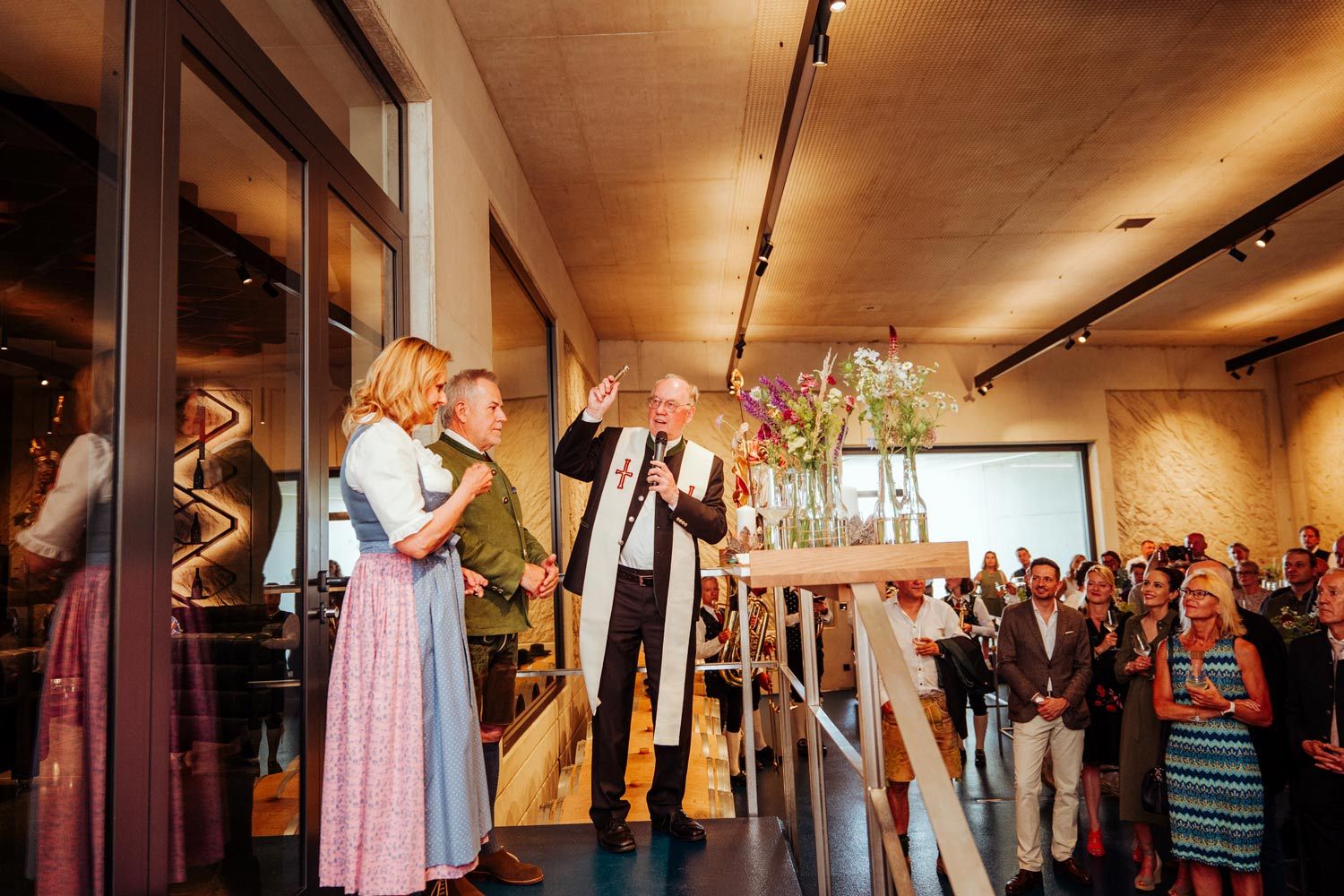 Kellerweihe durch Bischof Alois