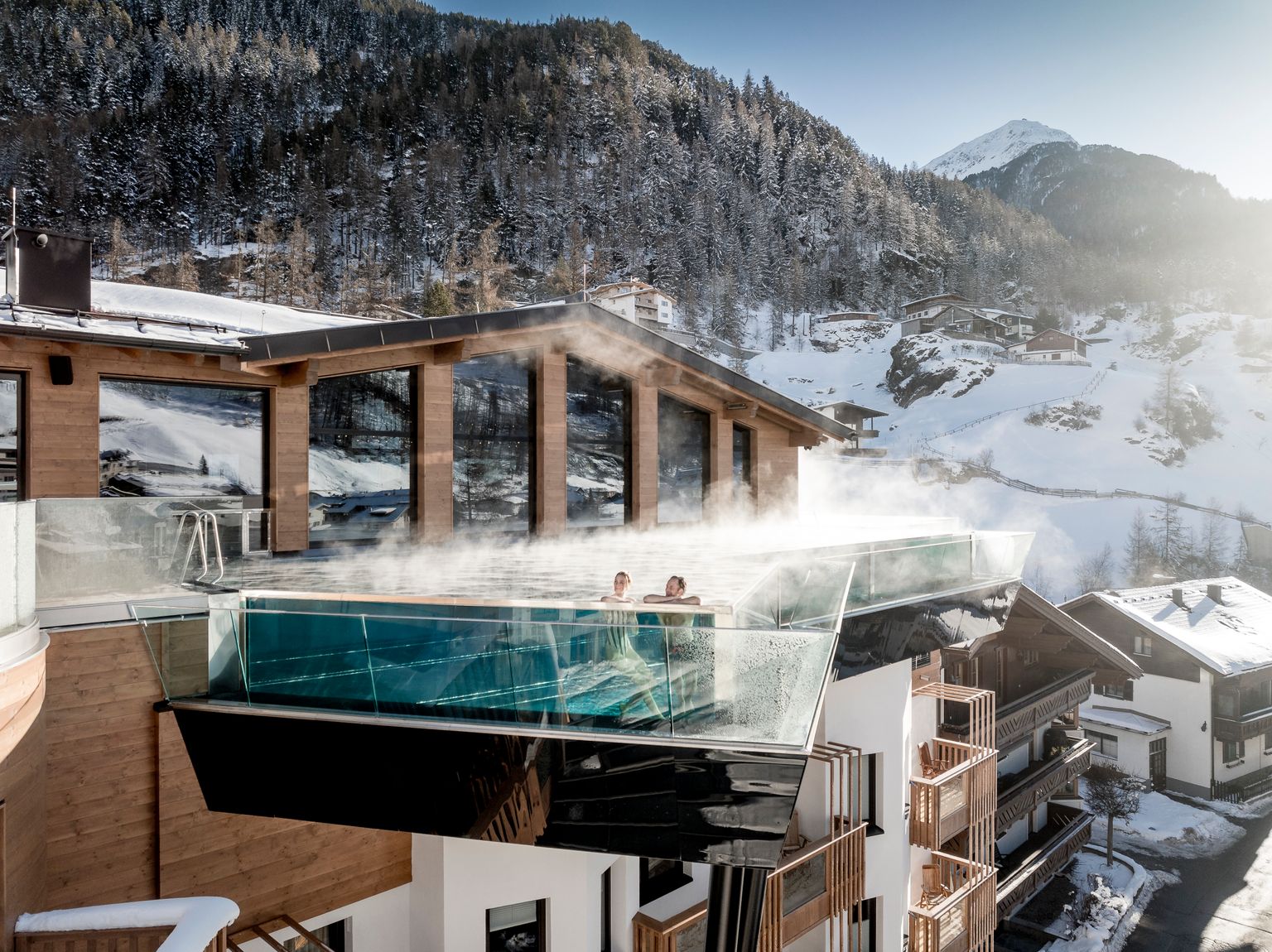 Hotel Das Central Sölden by Rudi Wyhlidal
