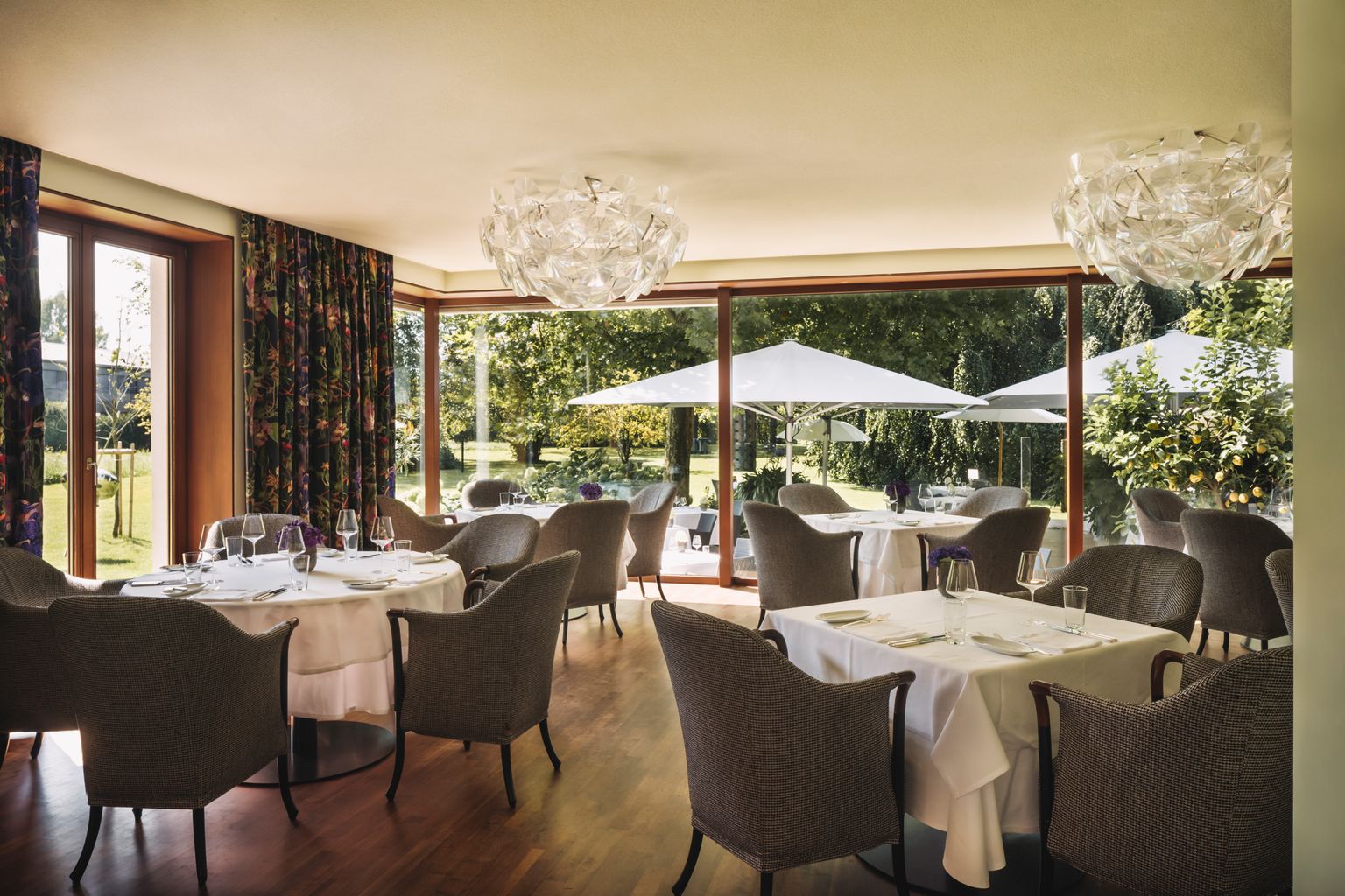 Angela Lamprecht, Restaurant Guth