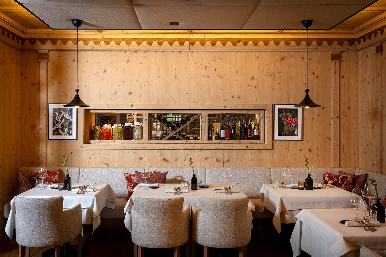 Das AlmAsia Restaurant