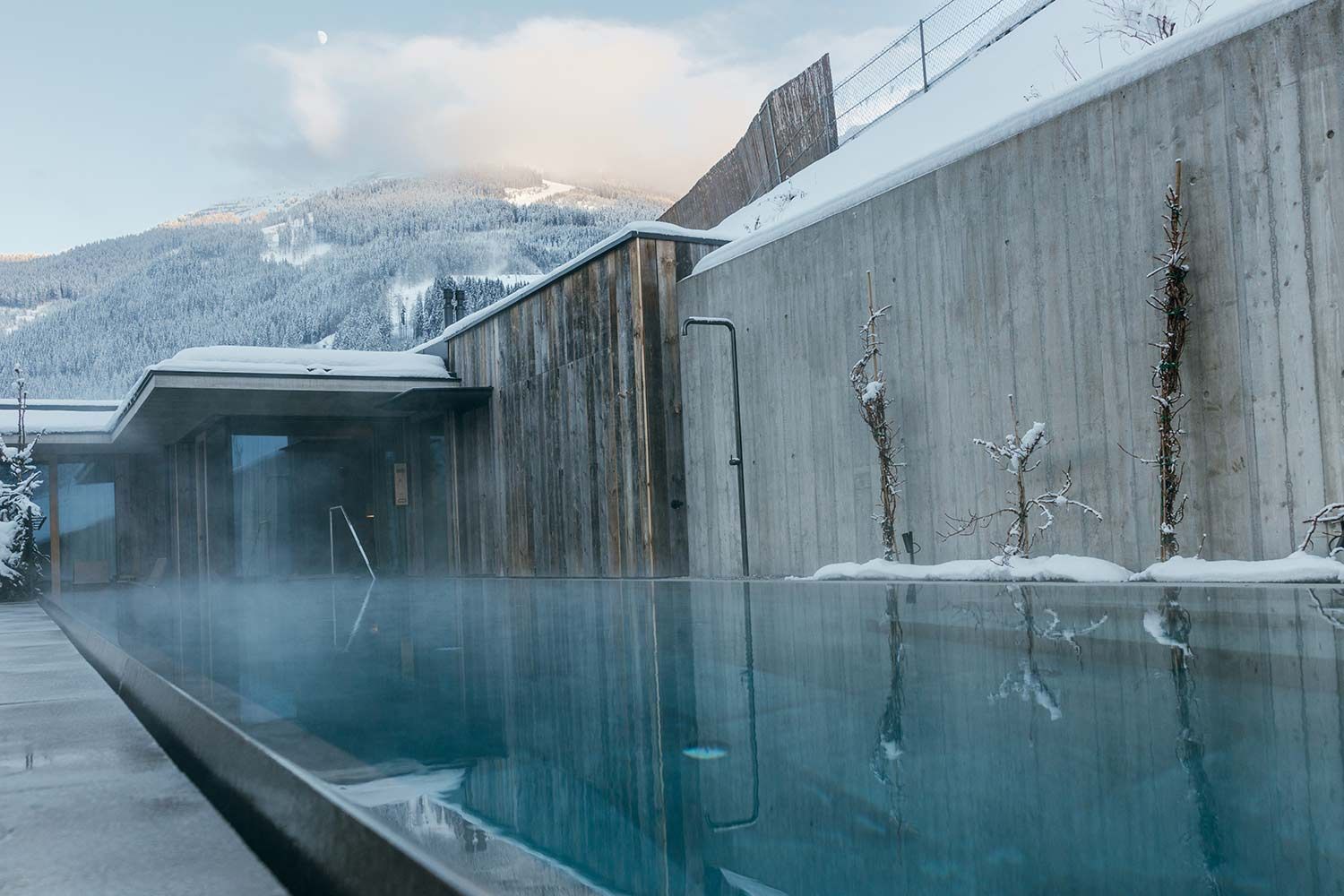 15 Meter langer private Pool