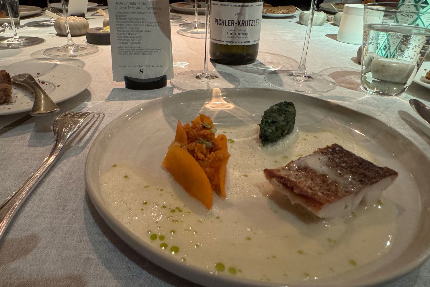 Milchkalbs Zunge mit Kresswurzel