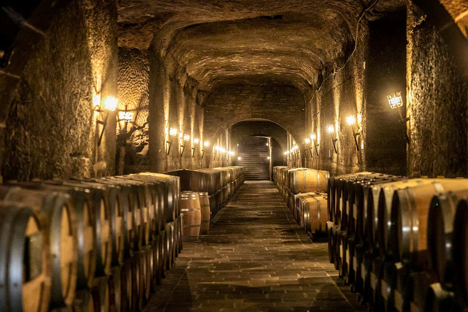 Einer der vielen Kellergänge auf Sierra Cantabria