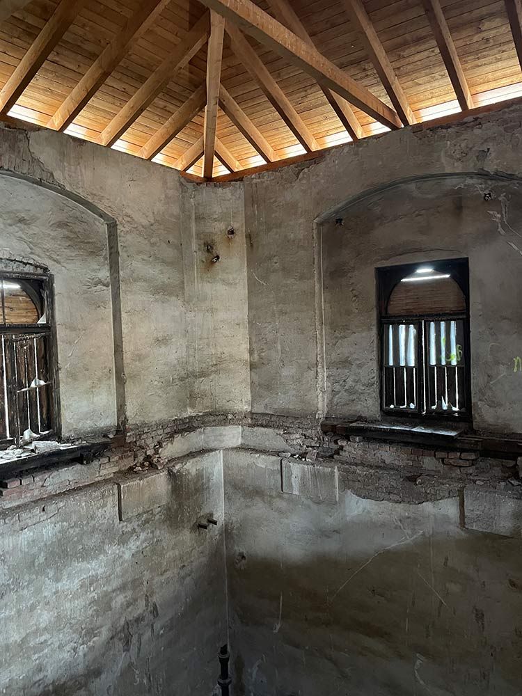 aktuelle Innenansicht auf Dachhöhe