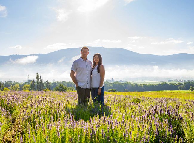 Familie Quendler im Kräuterfeld