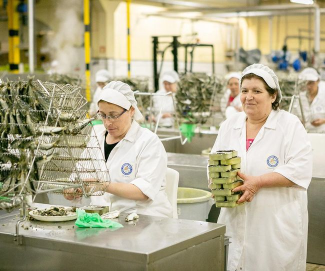 © Florence Stoiber Echte Handarbeit in allen Arbeitsschritten