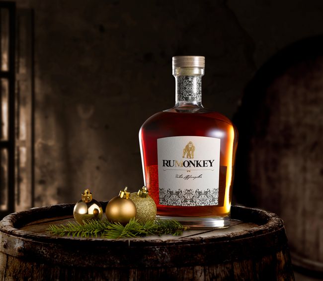 / Foto beigestellt RuMonkey in der Edel-Flasche