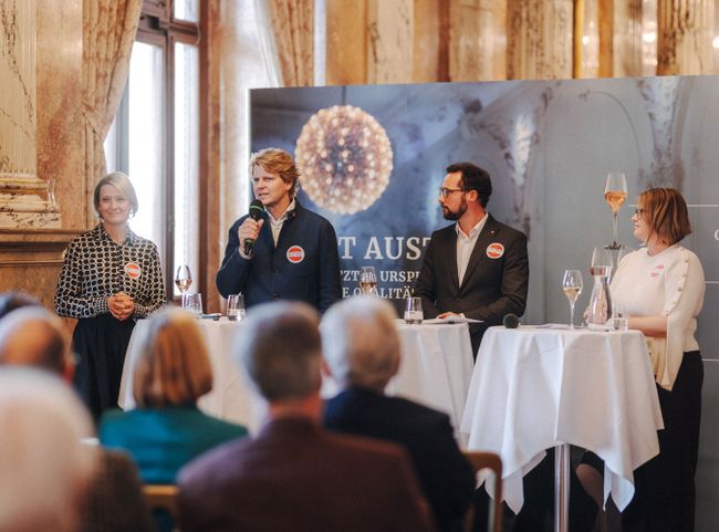 Pressekonferenz im Burgtheater