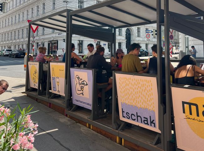 © Tschak Mak Schanigarten des Tschak Mak