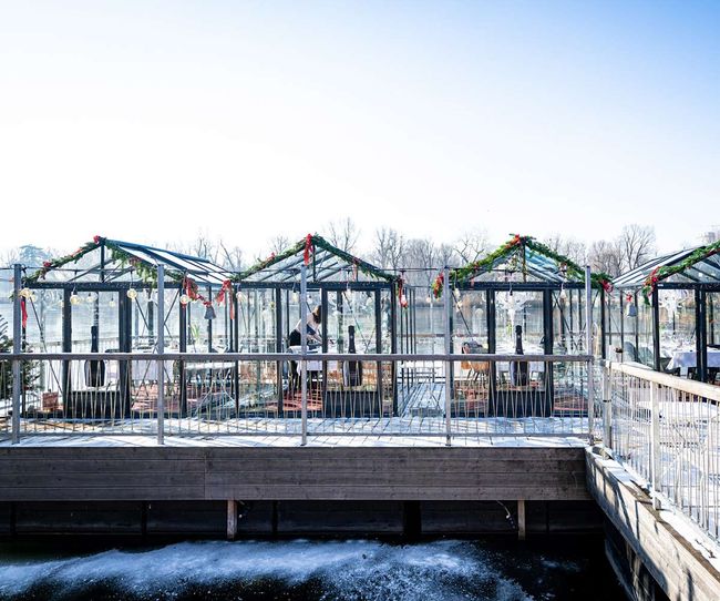 © WirlPhoto Glashäuser am Steg