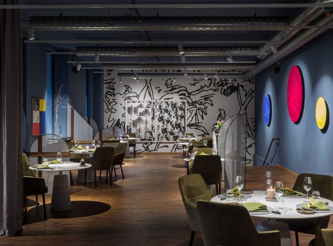 © Herzig Die Werke stammen von befreundeten Künstlern