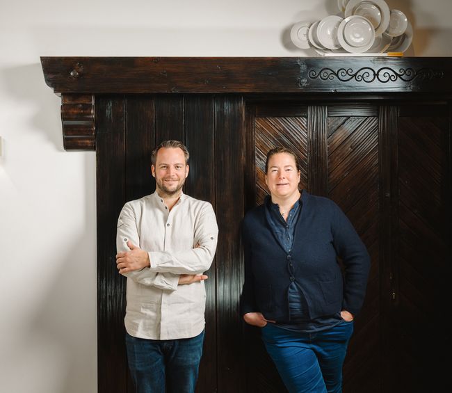 © Karl Steinegger Christoph Parzer und Inhaberin Inge Krebs-Hinterwirth