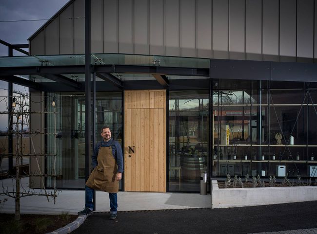 © Robert Herbst Mike Nährer vor dem Neubau