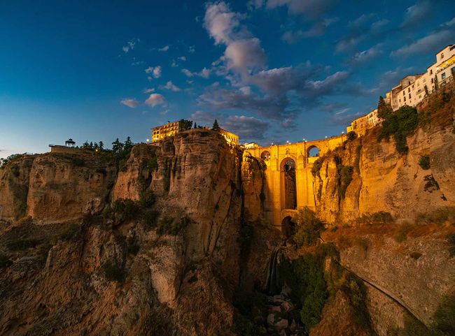 Die Puente Nuevo ist das Wahrzeichen von Ronda