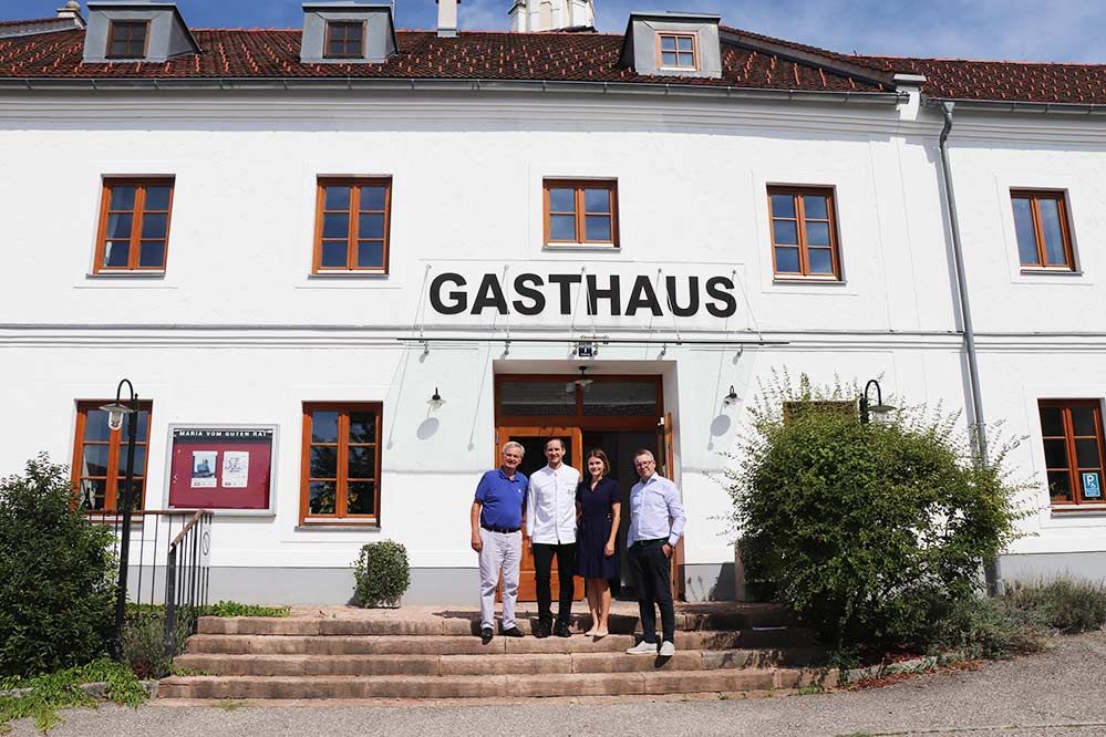 Hans Michel Piëch, Christoph und Doris Forthuber, Markus Buchmayr (CEO HMP Immobilien)